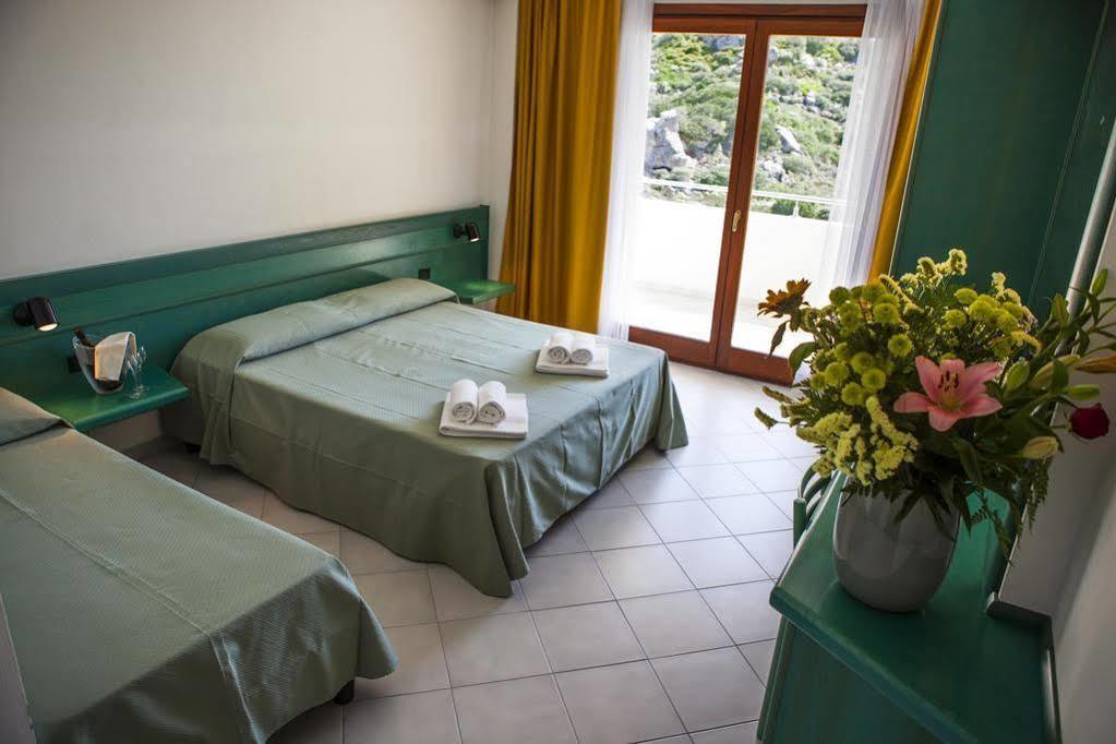 Hotel Miralonga 3*